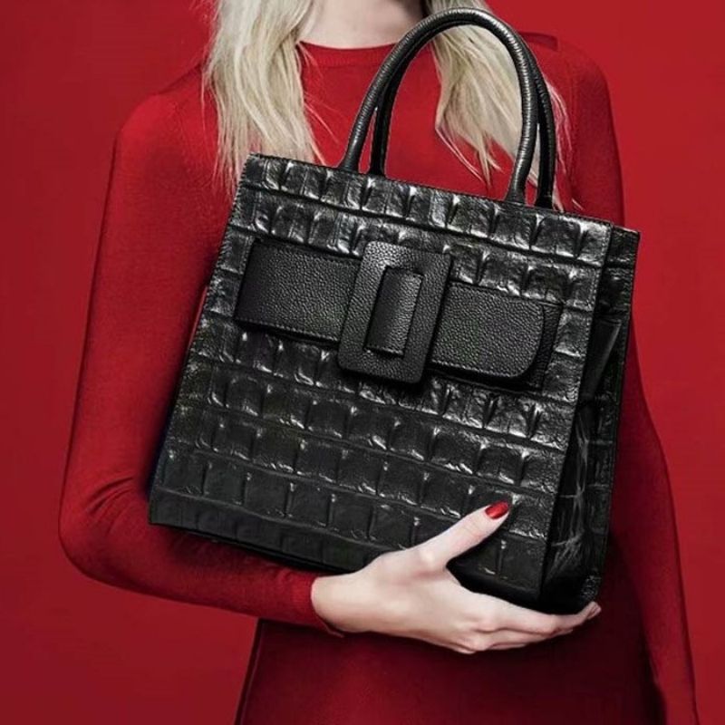 New York black croco